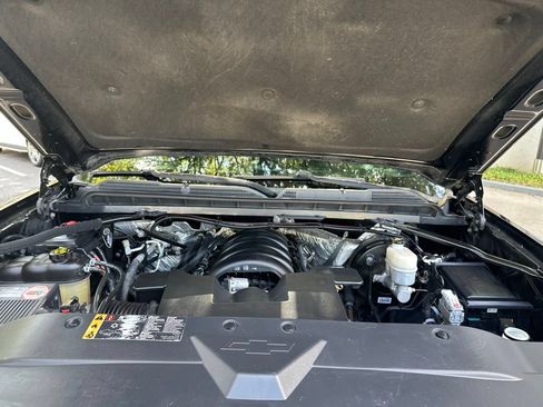 Used 2018 Chevrolet Silverado 1500 LT w/ Texas Edition RWD image 13