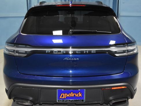 Certified 2024 Porsche Macan image 30