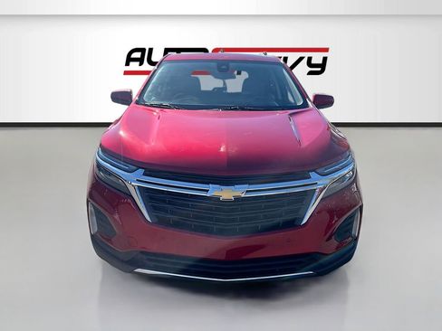 Used 2023 Chevrolet Equinox LT FWD image 2
