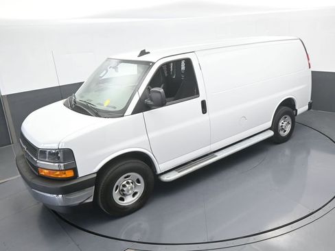 Used 2024 Chevrolet Express 2500 w/ Driver Convenience Package image 42