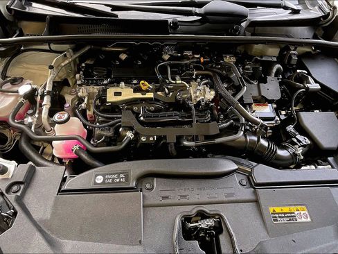 Used 2024 Toyota Prius LE image 28