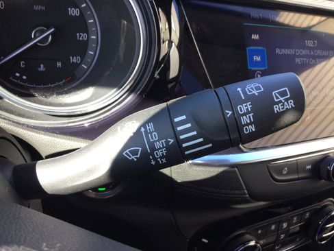 Used 2023 Buick Encore GX Essence w/ Experience Buick Package image 21