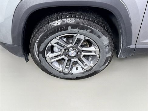 Used 2025 GMC Terrain Elevation image 22