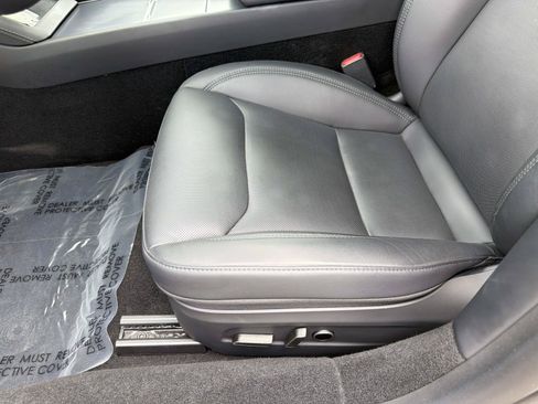 Used 2025 Tesla Model 3 RWD image 15