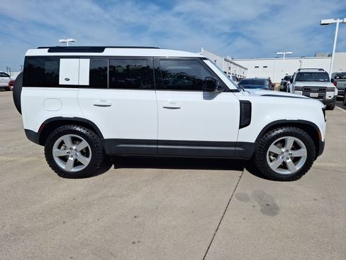 Used 2024 Land Rover Defender 110 S AWD/4WD image 7