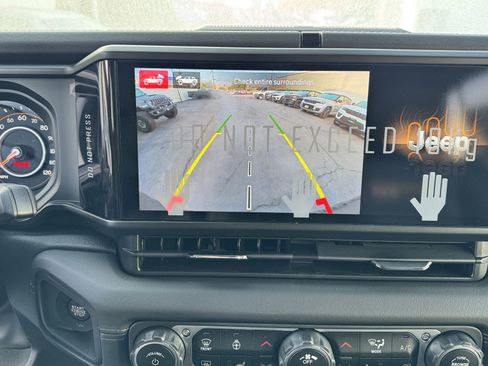 New 2024 Jeep Wrangler Unlimited Rubicon 392 image 23