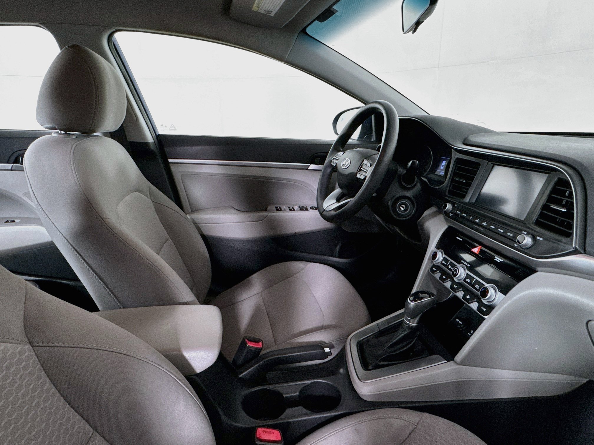 Used 2020 Hyundai Elantra SEL FWD image 44