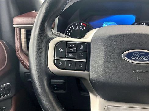 Certified 2022 Ford Expedition Limited image 18