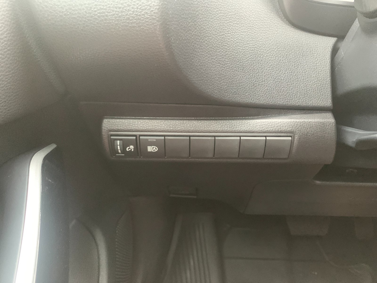 New 2026 Toyota Corolla XSE FWD image 30