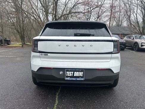 New 2026 Volvo EX30 Plus w/ Protection Package Premier image 6