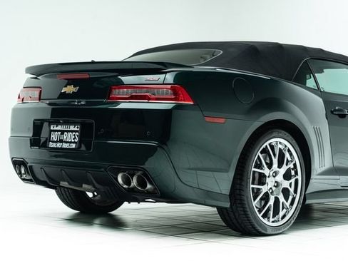 Used 2015 Chevrolet Camaro SS w/ Green Flash Special Edition RWD image 14