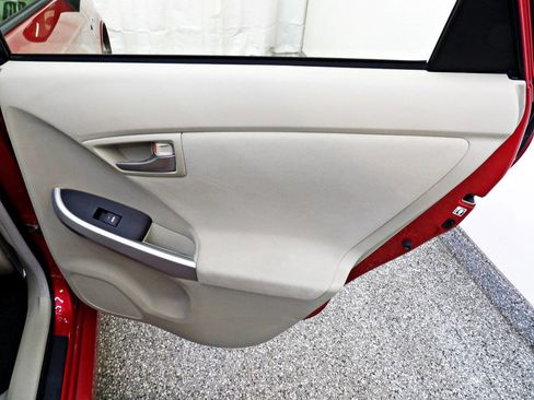 Used 2013 Toyota Prius Two image 12