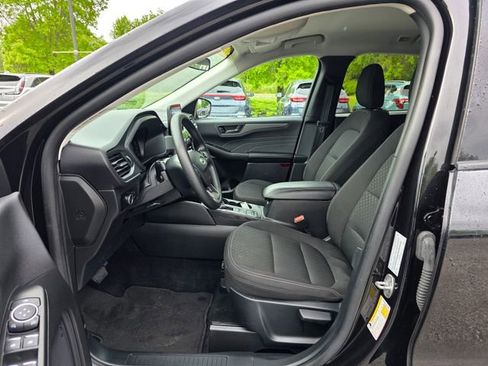 Used 2025 Ford Escape Active AWD/4WD image 16