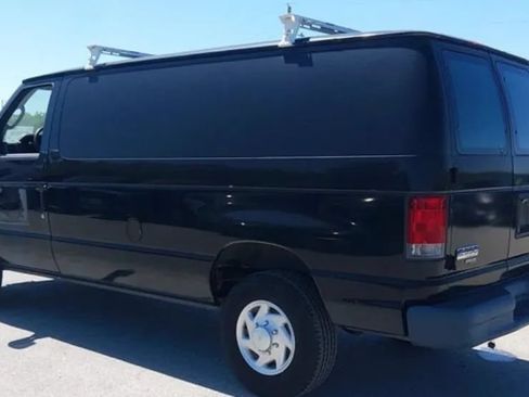 Used 2014 Ford E-350 and Econoline 350 Super Duty w/ Insulation Package RWD image 7