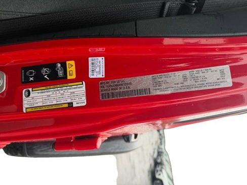 Used 2024 Jeep Wrangler Unlimited image 13