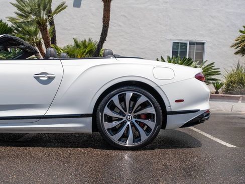 New 2026 Bentley Continental GTC AWD/4WD image 23