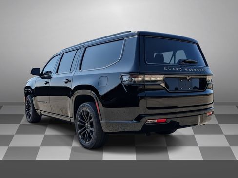 Used 2024 Jeep Grand Wagoneer L Series III w/ Rear Seat Video Group 1 AWD/4WD image 4