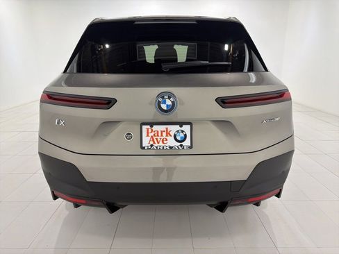 Used 2025 BMW iX xDrive50 w/ Premium Package image 4
