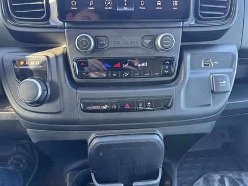 Used 2024 RAM ProMaster 3500 w/ Delivery Van Package image 32
