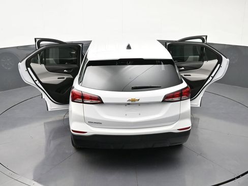 Used 2024 Chevrolet Equinox LS w/ LS Convenience Package FWD image 36