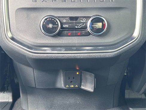 New 2025 Ford Expedition Tremor image 20