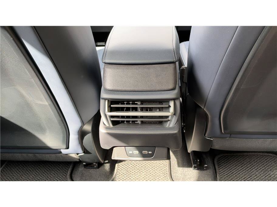 Used 2023 Fisker Ocean Extreme AWD/4WD image 25