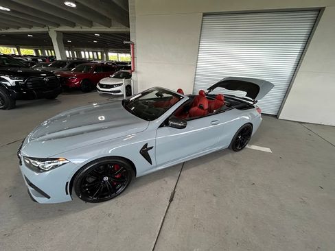 Used 2023 BMW M8 Competition w/ M Carbon Exterior Package AWD/4WD image 16