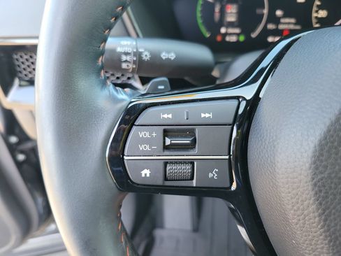 Certified 2024 Honda CR-V Sport Touring image 33