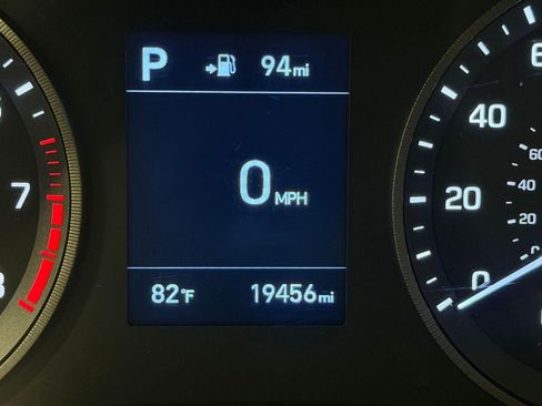 Used 2021 Hyundai Tucson Value AWD/4WD image 16
