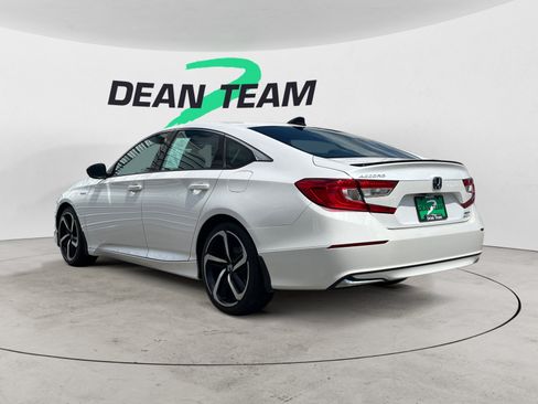 Used 2022 Honda Accord Sport image 6