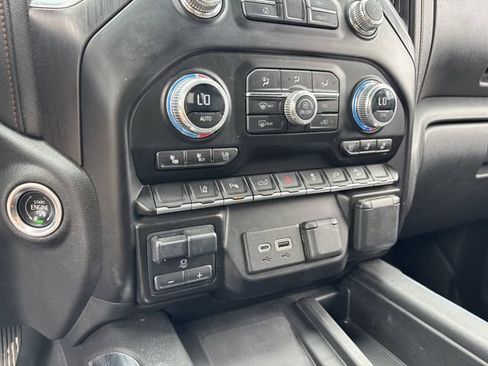 Used 2023 GMC Sierra 2500 AT4 w/ AT4 Preferred Package AWD/4WD image 24