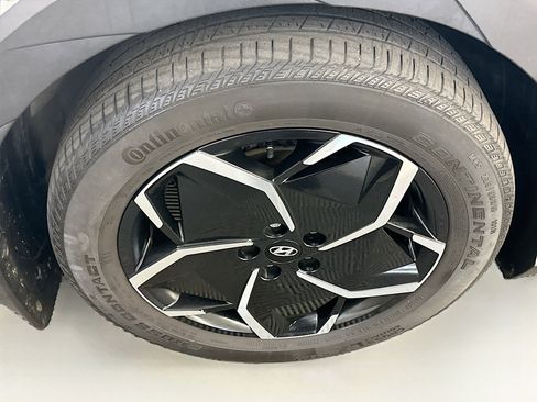 Used 2024 Hyundai Ioniq 5 SEL image 11