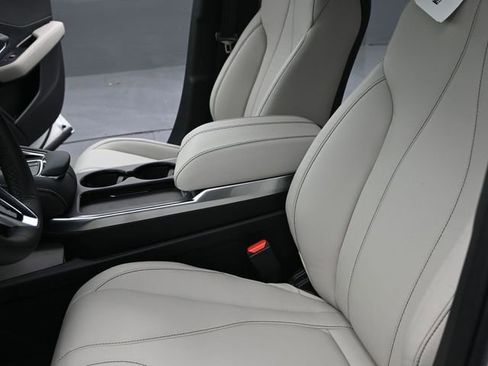 New 2026 Acura RDX SH-AWD image 13