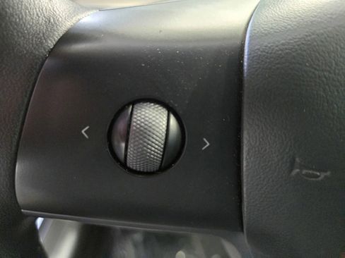 Used 2023 Tesla Model 3 Standard Range RWD image 15