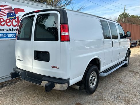 Used 2024 GMC Savana 2500 w/ Driver Convenience Package image 3