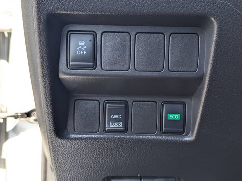 Used 2019 Nissan Rogue Sport S w/ Appearance Package AWD/4WD image 21