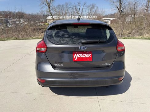Used 2016 Ford Focus SE image 7