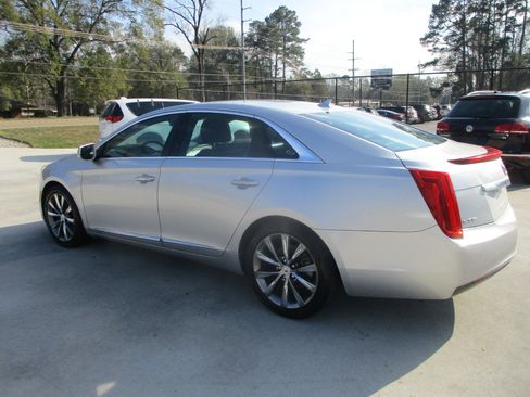 Used 2014 Cadillac XTS image 10