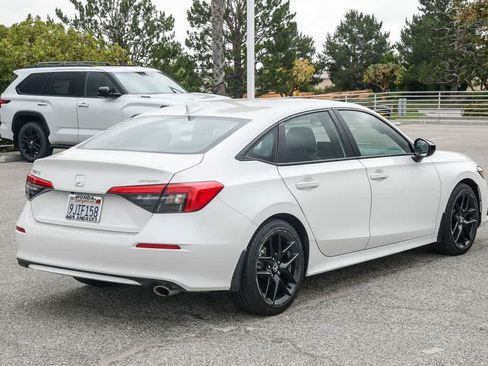 Used 2024 Honda Civic Sport image 10