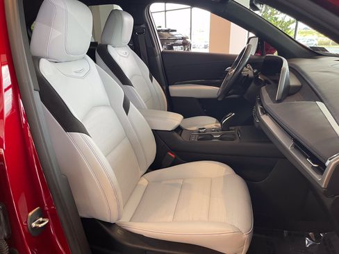 Certified 2024 Cadillac XT4 Sport AWD/4WD image 19