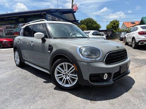 Used 2020 MINI Cooper Countryman FWD image 1