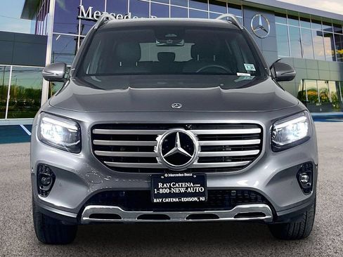 Used 2026 Mercedes-Benz GLB 250 4MATIC image 3