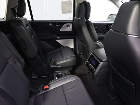 New 2026 Lincoln Aviator Reserve AWD/4WD image 18