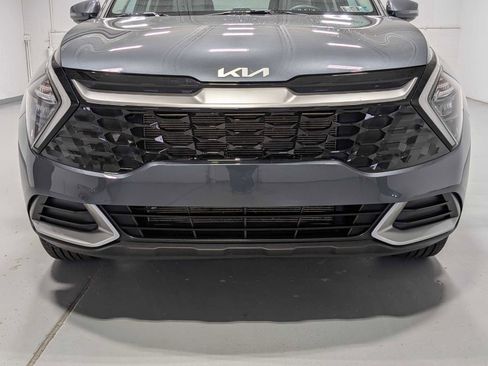 Certified 2023 Kia Sportage EX image 2