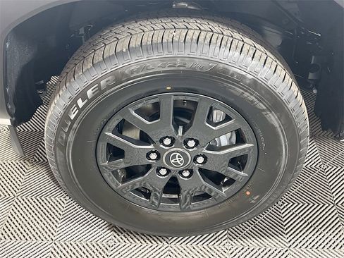 Certified 2025 Toyota 4Runner SR5 image 23