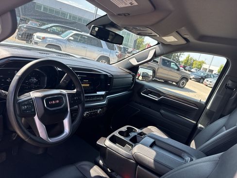 Certified 2025 GMC Sierra 1500 SLT AWD/4WD image 27