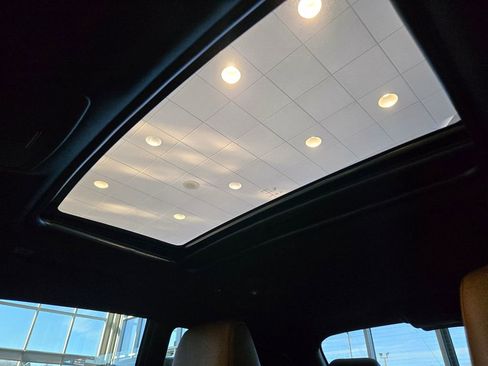 Used 2022 Dodge Challenger SRT Hellcat w/ Plus Package image 32