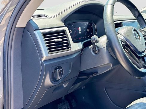 Used 2019 Volkswagen Atlas SEL Premium AWD/4WD image 10