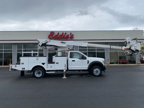Used 2017 Ford F550 4x4 Regular Cab Super Duty image 53