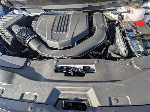 New 2026 Chevrolet Traverse Z71 w/ Enhanced Driving Package image 4